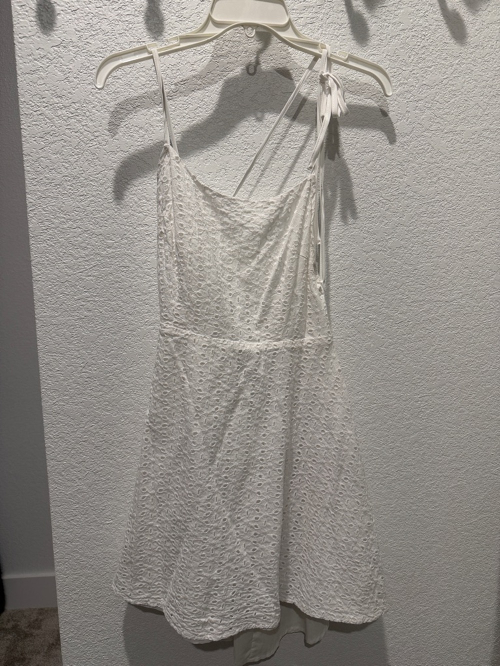 Women’s Open Back White Sundress